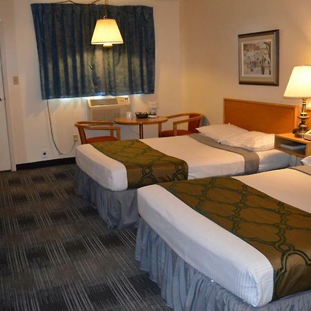 Agassiz Park Lodge - Under New Management McCreary Eksteriør billede