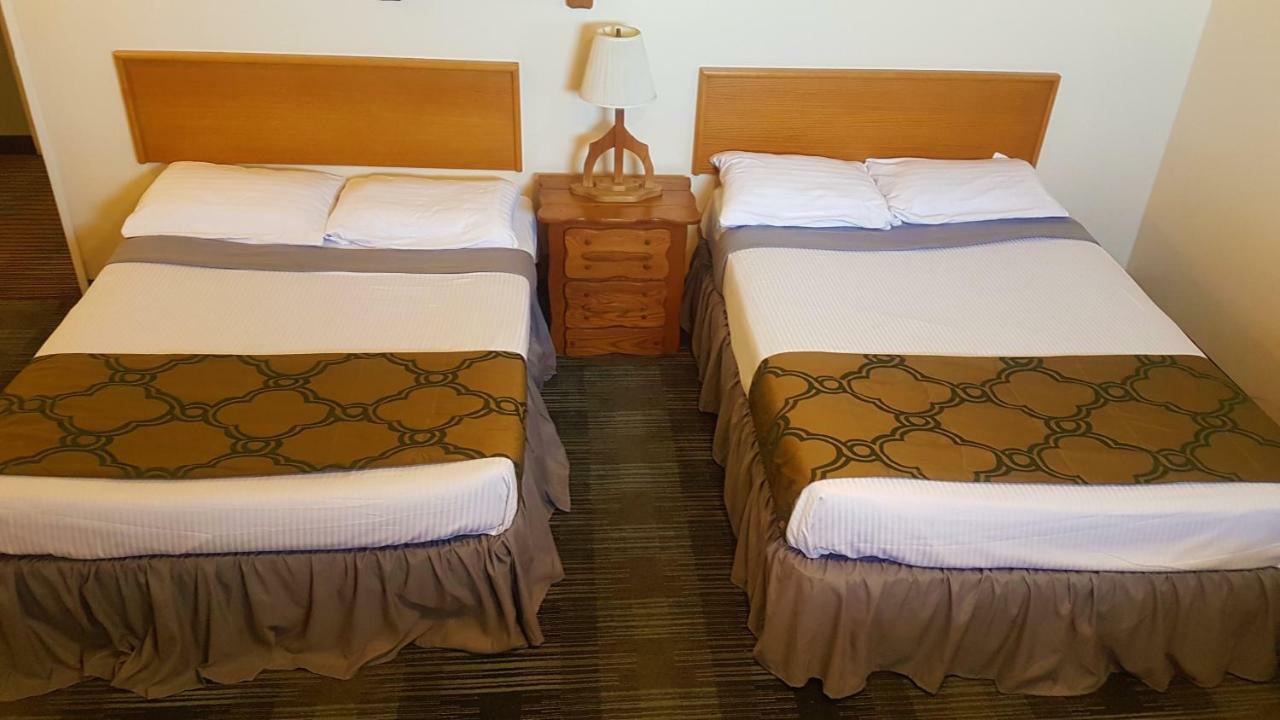 Agassiz Park Lodge - Under New Management McCreary Eksteriør billede